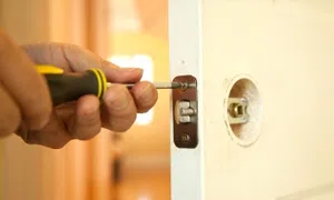 Lock Safe Services Lawrence Township, NJ 609-285-3947 - 24-hour-emergency-locksmith